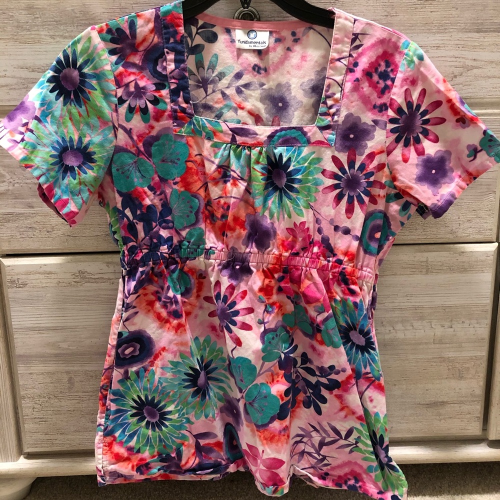 scrub top